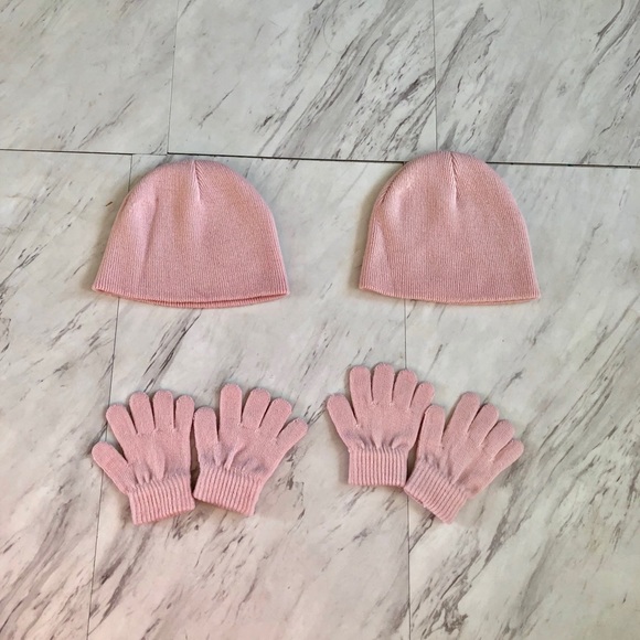 wonder nation Other - Set of Winter Hats and Gloves